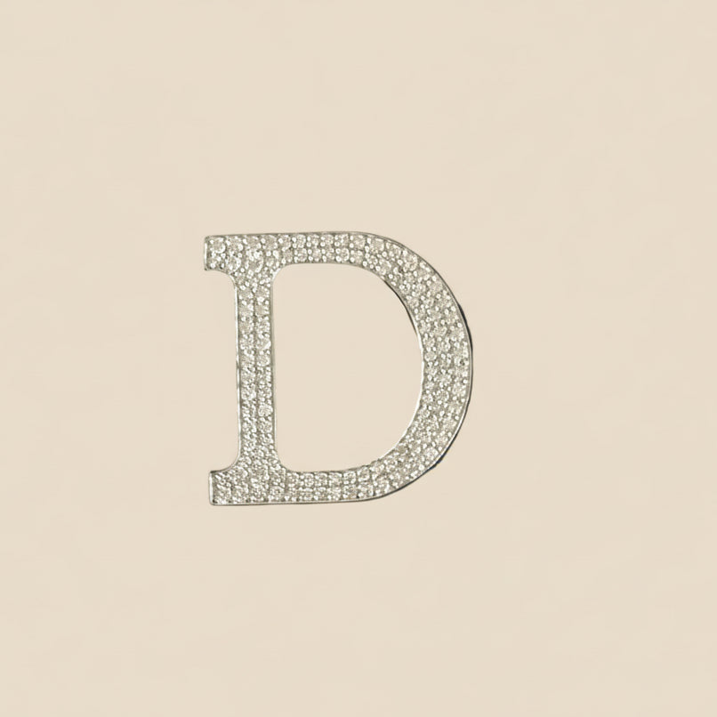 Letter D Tavari