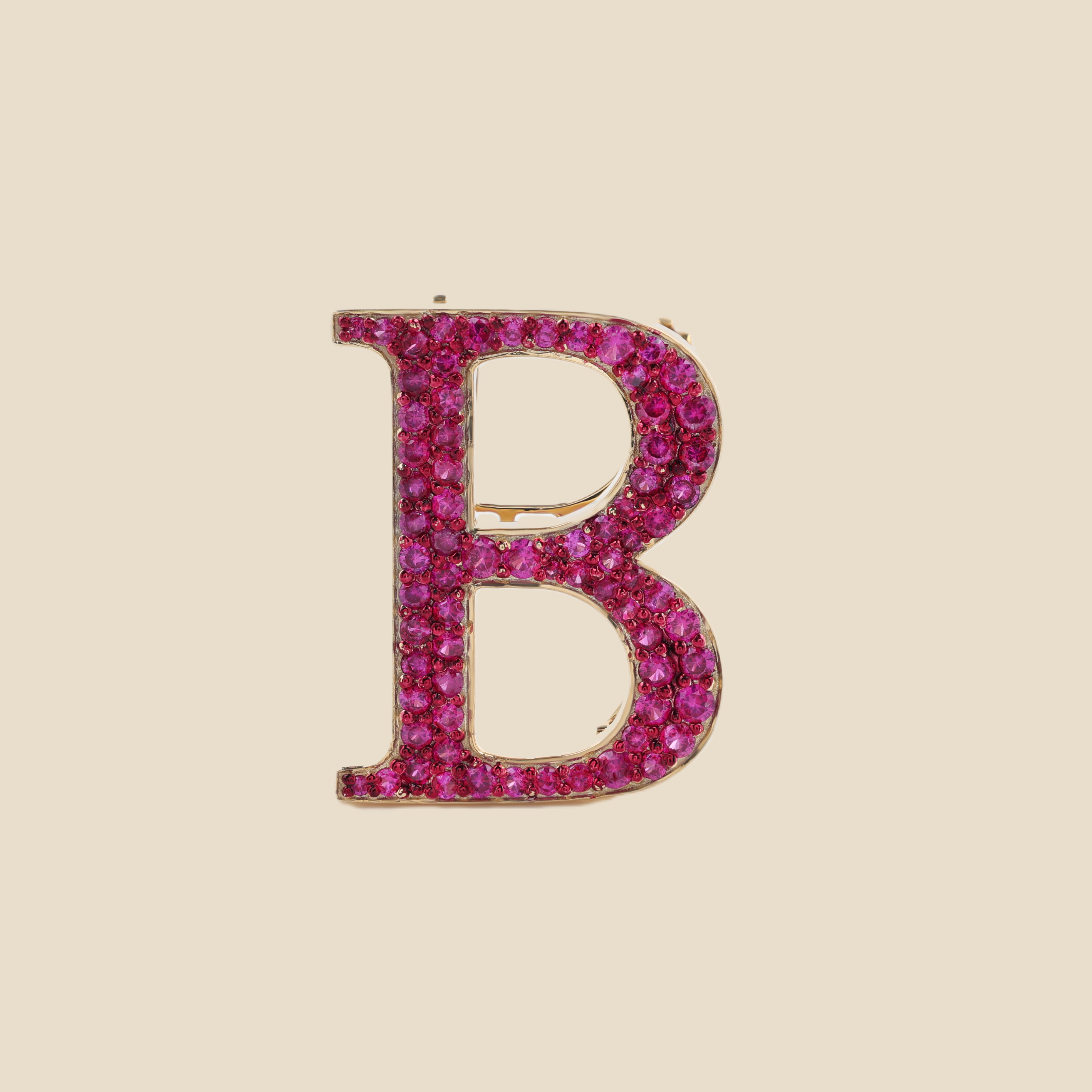 Letter B in Rubies Tavari