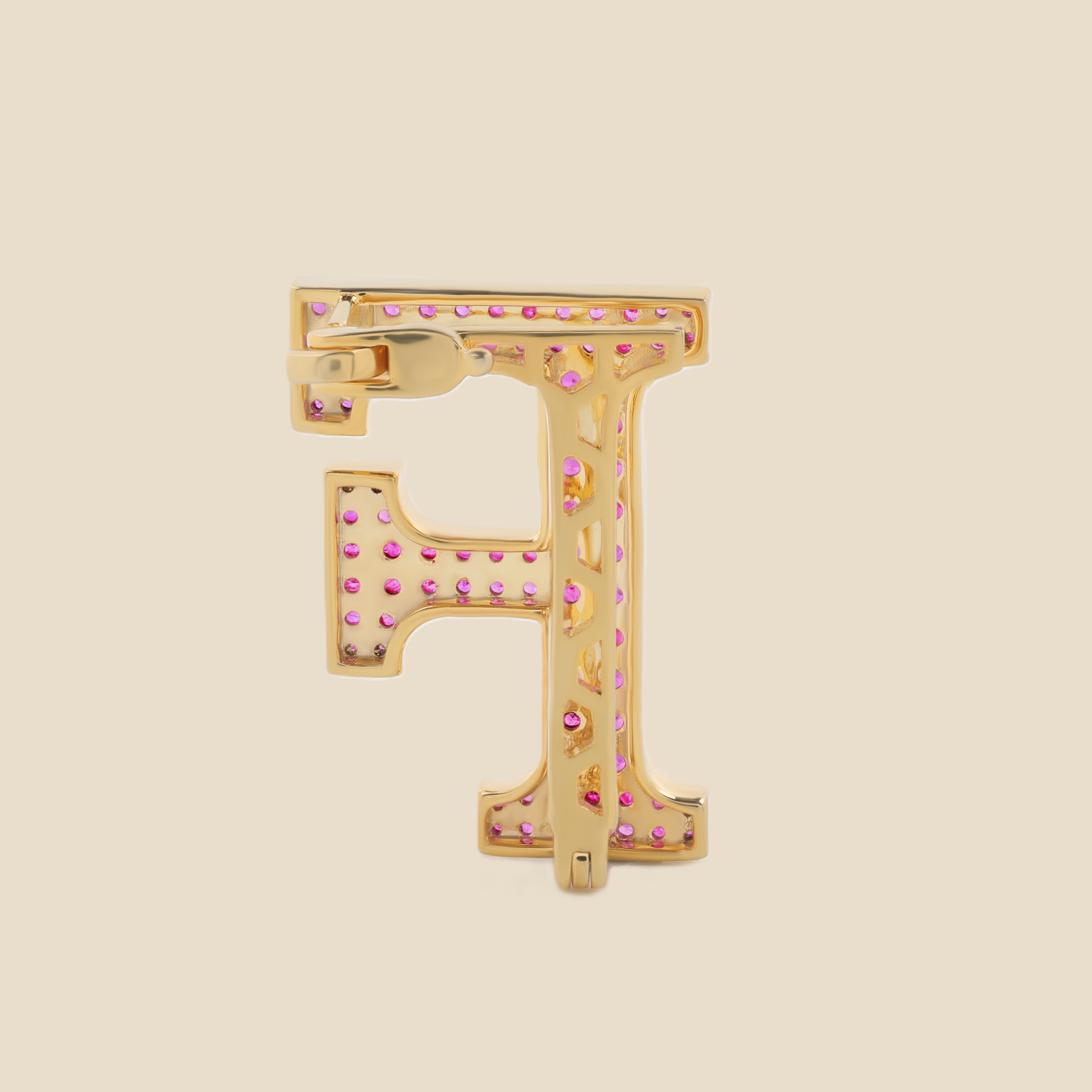Letter F in Rubies Tavari