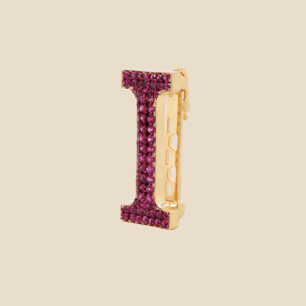 Letter I in Rubies Tavari