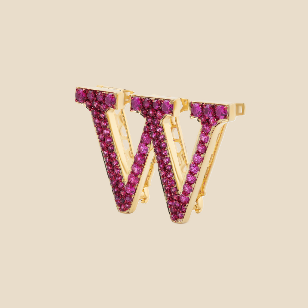 Letter W in Rubies Tavari