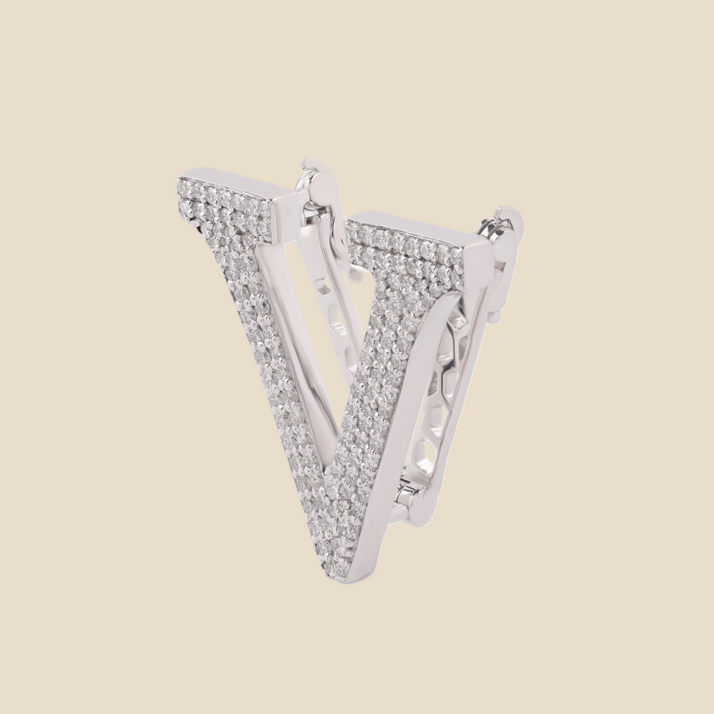 Letter V Tavari