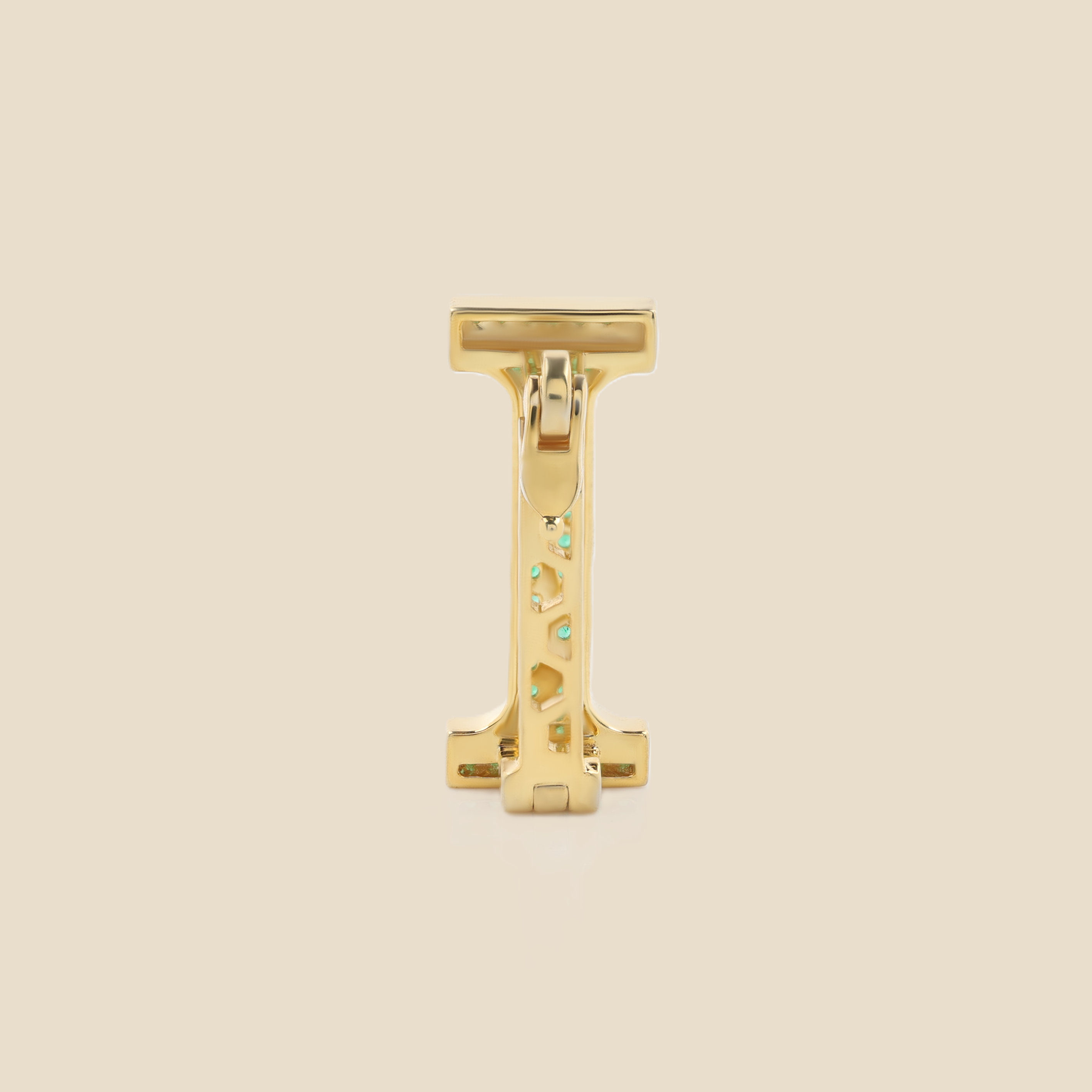 Letter I in Emeralds Tavari