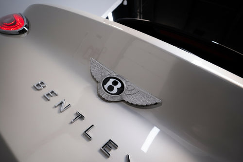 Bentley Bentayaga Back Tavari